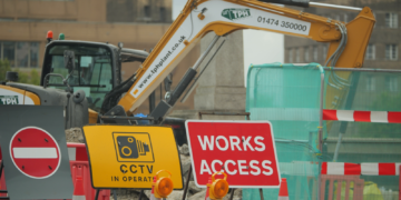 Roadwork levels hit record highs – as expert partially blames Boris Johnson | UK News