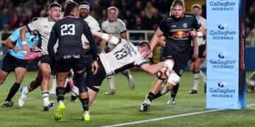 Owen Farrell returns to lead Saracens to 39-17 victory over revamped Newcastle Red Bulls as Premiership returns | Rugby Union News