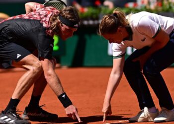 French Open will retain human line judges for 2026, making it a Grand Slam outlier | Tennis News