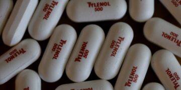Trump’s Tylenol warning echoes past misconceptions : NPR