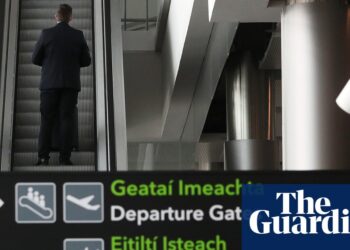 NI parents caught in UK crackdown lose child benefit after travelling via Dublin | Northern Ireland