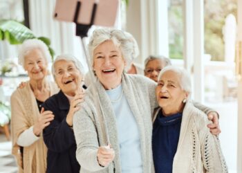 Experts On Aging Reveal The 5 Major Habits That Will Improve Your Longevity