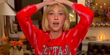 Watch Heidi Gardner Lose It Over Chiefs’ Bad Play In Real Time After ‘SNL’ Exit