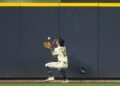 Brewers Turn Potential Grand Slam By Dodgers Into Unbelievable Double Play During NLCS