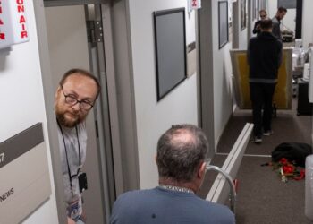 Journalists Turn In Access Badges, Exit Pentagon Rather Than Agree To New Rules