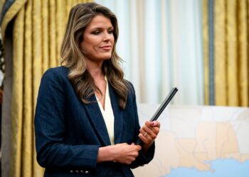 Lindsey Halligan Texts Reporter About Trump, DOJ Responds