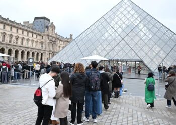 The Louvre’s Crown Jewel Heist Is Now A Race Against Time For Authorities — And The Brazen Thieves