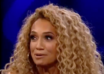 ‘I Just Broke My Top’: CBS Host Tries To Deal As Dress Rips Apart In Real Time