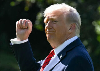 Trump threatens to impose additional 100% tariff on China and scrap Xi talks