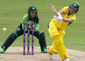 Australia defeat Pakistan, Beth Mooney century, batting collapse