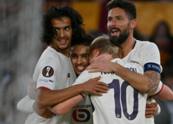 Ozer’s triple penalty saves secure Lille’s Europa League win over Roma