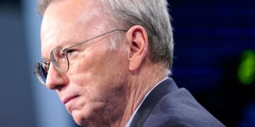 Former Google CEO Will Fund Boat Drones to Explore Rough Antarctic Waters