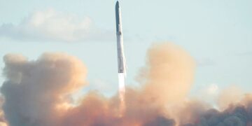 SpaceX’s Second-Gen Starship Signs Off With a Near-Perfect Test Flight