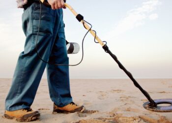 How Do Metal Detectors Work?