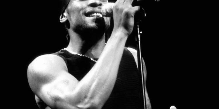 R&B Legend D’Angelo Passes Away at 51 After Private Battle with Pancreatic Cancer