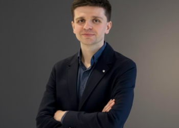 Why Salesforce Life Sciences Cloud Redefines CRM –