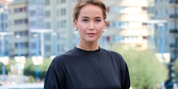 This Fall Sweater Looks Just Like Jennifer Lawrence’s $1,250 Style