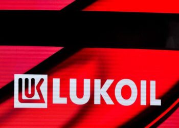 Trump Sanctions Russian Oil Companies Rosneft, Lukoil