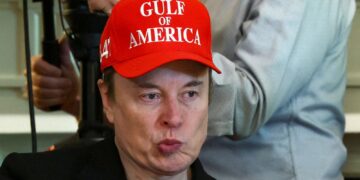 Elon Musk launches personal attack on NASA boss – and says he isn’t smart enough for the job | Science, Climate & Tech News