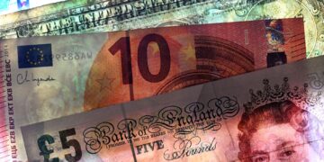 Argentex founder secures Macquarie backing for new venture | Money News