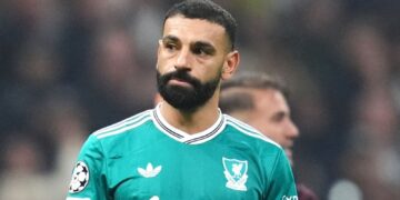 Galatasaray 1-0 Liverpool: Jamie Carragher says Arne Slot’s side are not playing like a top team and calls for Florian Wirtz to come out of the side | Football News