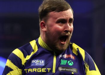 World Grand Prix darts: Luke Littler beats Gerwyn Price in final-leg epic to book semi-final with Jonny Clayton in Leicester | Darts News