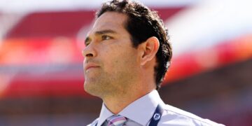 Mark Sanchez: Former NFL quarterback in stable condition after being stabbed in Indianapolis | NFL News