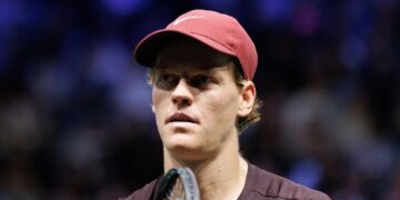Paris Masters: Jannik Sinner beats Ben Shelton to reach semi-finals as Felix Auger-Aliassime, Alexander Bublik win | Tennis News