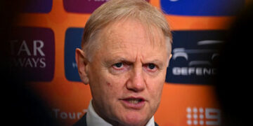 Australia lineup confirmed, Joe Schmidt selection, Paris Test