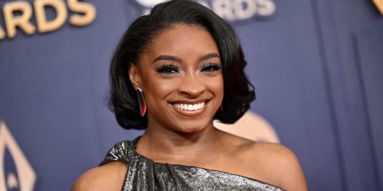 Simone Biles Reveals She’s Had 3 Plastic Surgeries