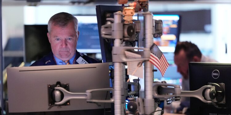 US Market Falls As Nvidia And Bitcoin Decline