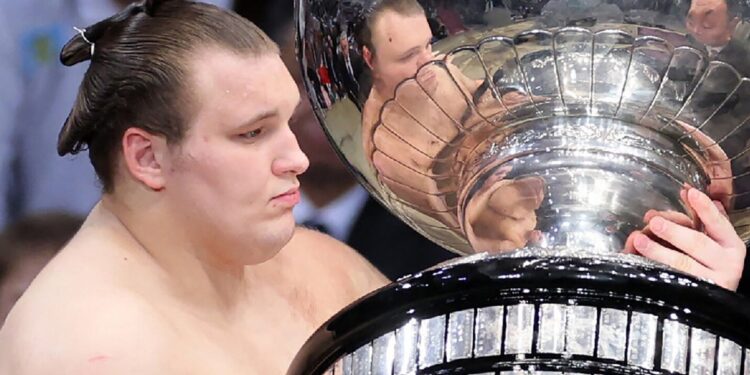Ukrainian Sumo Wrestler Makes History At Top Championship