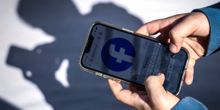 This Country Is Banning Social Media For Under 16s