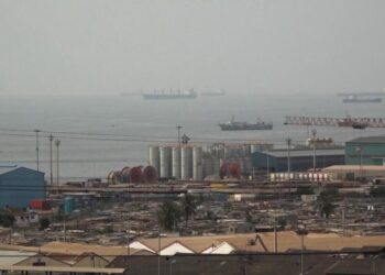 EU seeks to deepen trade ties with Africa at summit in Angola