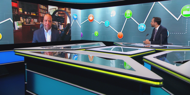 Teaching financial literacy and entrepreneurship in impoverished areas