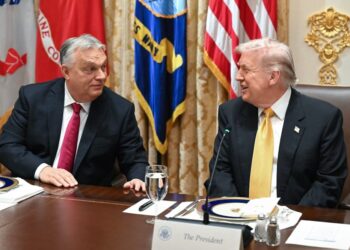 Orban Showers Trump With Praise to Avoid U.S. Sanctions