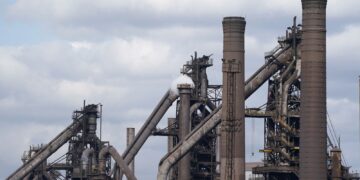 Ministers line up bankers to review options for UK steel industry | Money News