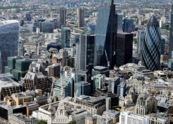 City tycoons plot cash shell float to fund $5bn takeover deal | Money News