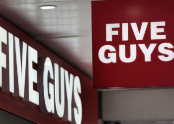 Burger chain Five Guys hunts new investor to flip stake | Money News