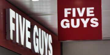 Burger chain Five Guys hunts new investor to flip stake | Money News