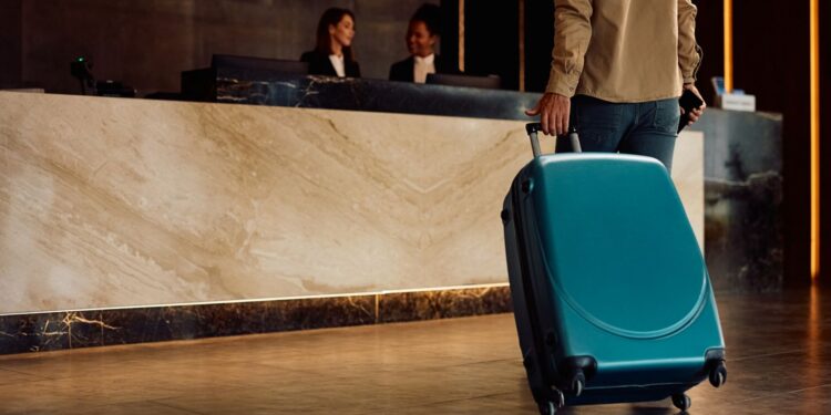 Best and worst hotel chains ranked by cost and customer score | Money News