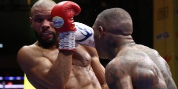 Conor Benn knocks Chris Eubank Jr down twice as he takes rematch revenge at Tottenham Hotspur Stadium | Boxing News