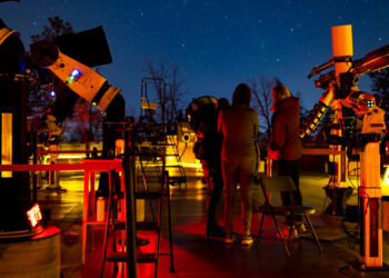 This City’s Best Winter Show Is in Its Pitch-Dark Skies