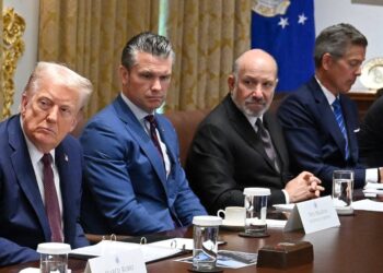 Top ‘Manosphere’ Podcaster Shreds Trump Official’s Plea With Disturbingly Dark Riff