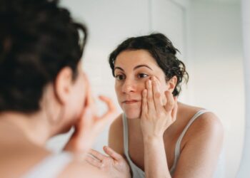 Eye Doctors Never Ignore These 9 Signs