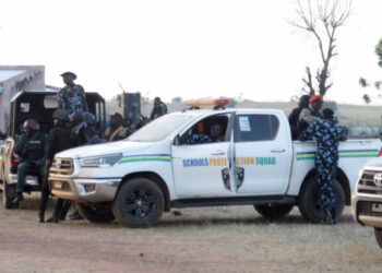 Gunmen kidnap 28 en route to Muslim religious event in central Nigeria