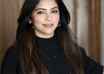 5 Ways AI Can Go Beyond Optimization in Healthcare Marketing