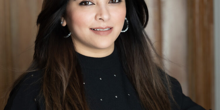 5 Ways AI Can Go Beyond Optimization in Healthcare Marketing