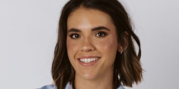 Lenny Founder Lindsay Davidson Shares Why Stars Look So Good in Their Vintage Denim and How You Can Too