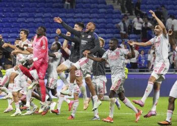 Europa League: Lyon beat Go Ahead Eagles to secure at least a playoff spot